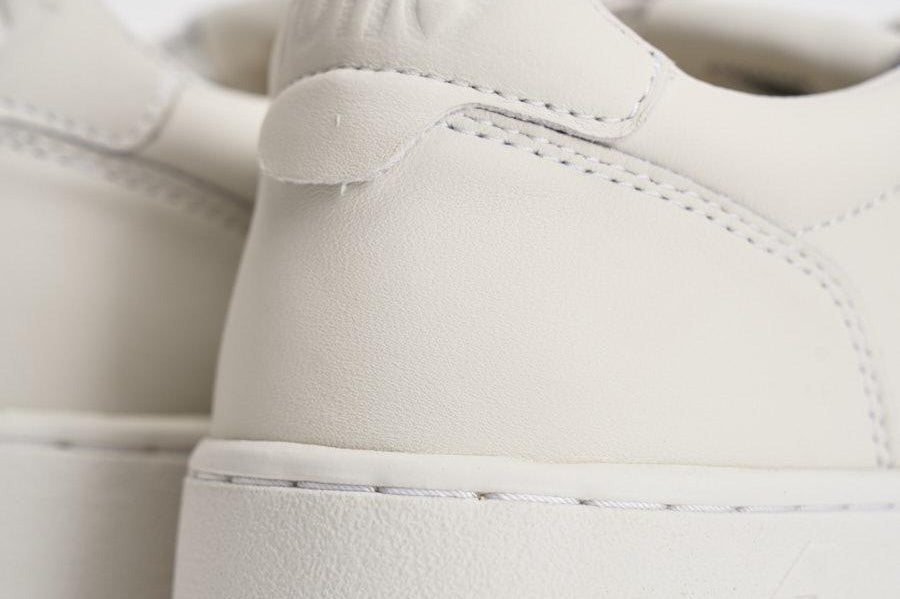Sneakers uomo Medalist in pelle bianca AULM SG10 AUTRY 