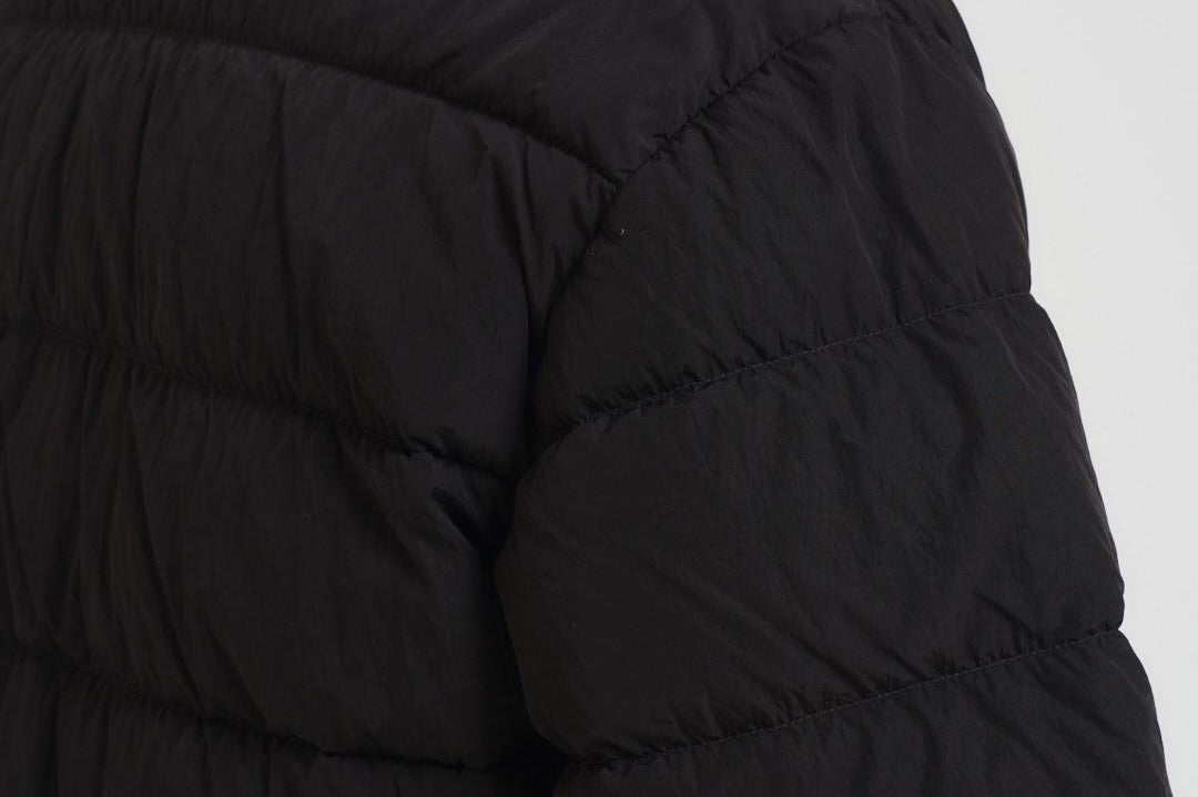 Piumino uomo trapuntato nero 19CMOW012A 005904G999 C.P. COMPANY 