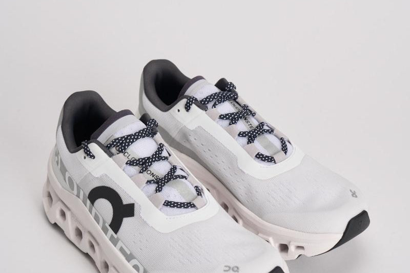 Sneakers monster donna MONSTER. ALL WHITE ON RUNNING 