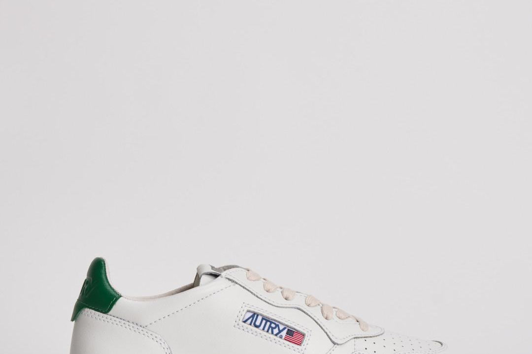 Sneakers uomo Medalist Low bianca e verde AULM LL20 AUTRY 