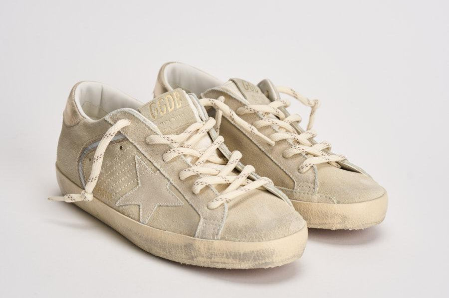 Sneakers donna Super Star grigio chiaro GWF00101 F00809415647 GOLDEN GOOSE 