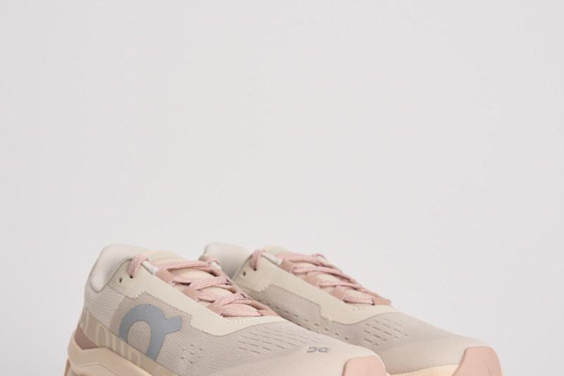 Sneakers run monster moon donna MONSTER. MOON FAWN ON RUNNING 