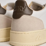 Sneakers uomo Medalist low in suede beige e marrone AULM LS15 AUTRY 