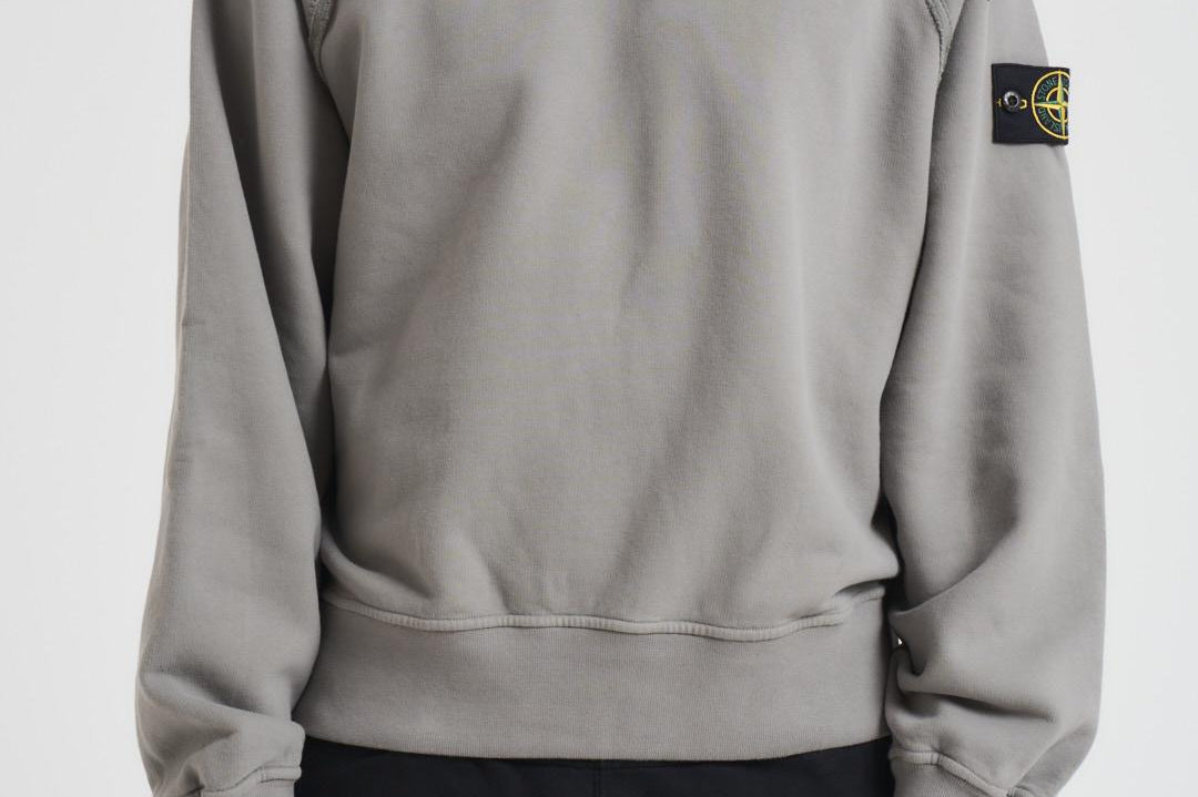 Felpa uomo con cappuccio grigia 6100023 S0A20V006B STONE ISLAND 
