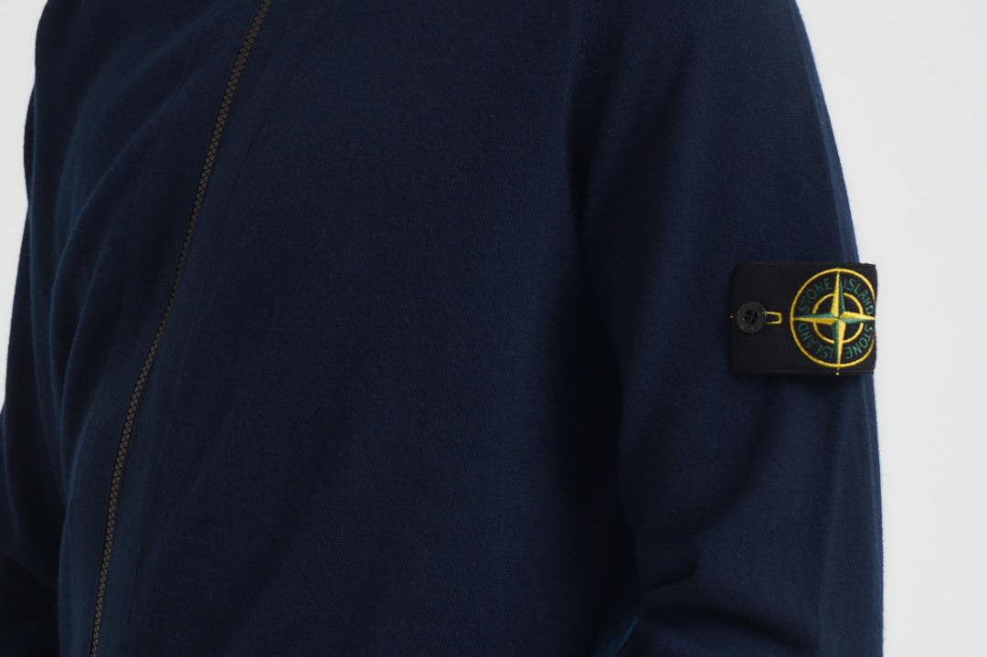 Cardigan uomo con zip blu 5100044 S00B4V0020 STONE ISLAND 