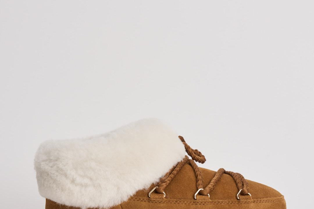 Stivale donna in pelle scamosciata marrone 1470090 ML06COGNACNATURAL MOON BOOT 