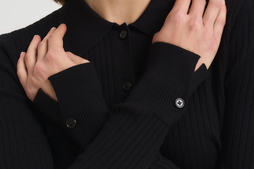 Polo donna in misto viscosa nero 31961 1433 FILIPPA K 