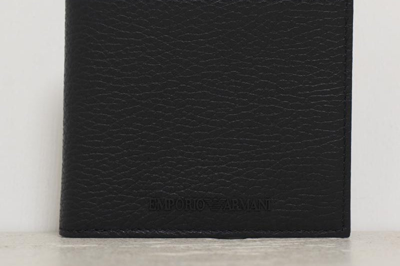 Portafoglio uomo in pelle nero con logo Y4R165 Y138E81072 EMPORIO ARMANI 