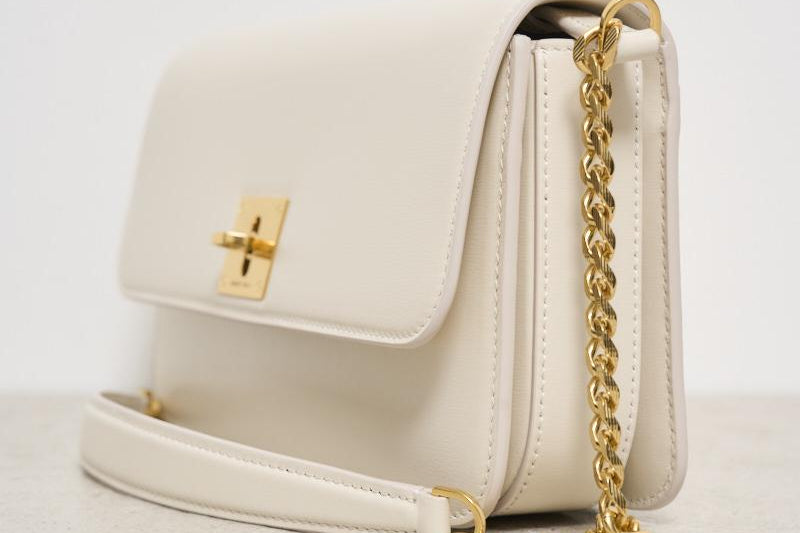 Borsa donna a tracolla "Gioia" GWA00473 A00056511406 GOLDEN GOOSE 