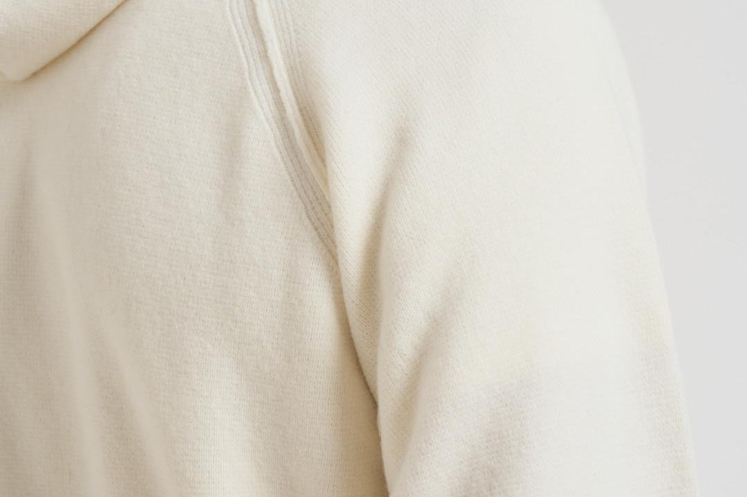 Felpa uomo con cappuccio in lana bianca MKN057A 110149A103 CP COMPANY 