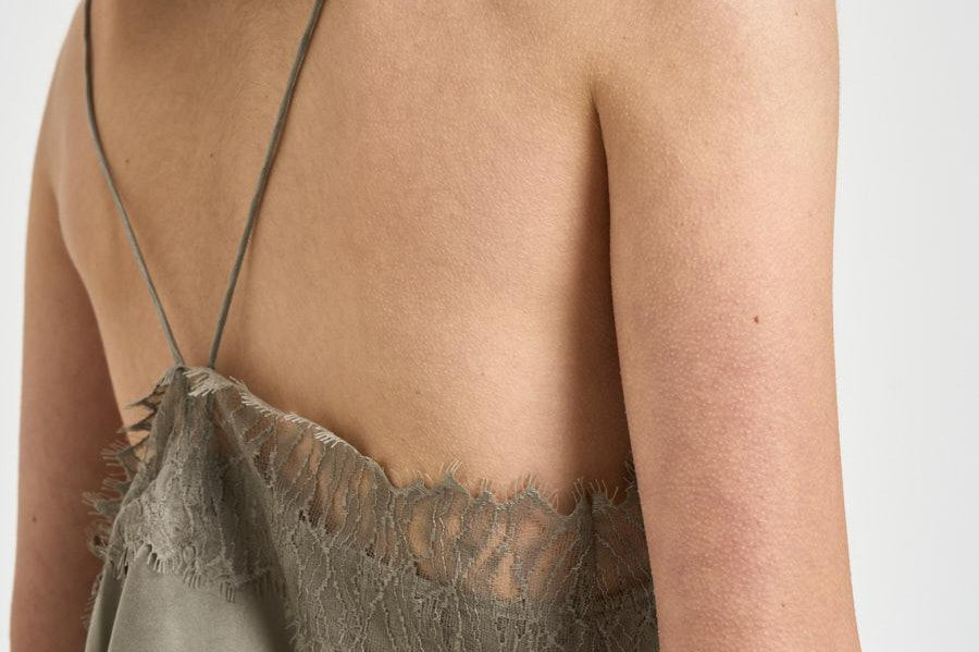 Top donna satinato verde oliva NEWIN OLIVEGREEN IRO 