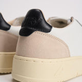 Sneakers uomo medalist low in pelle e suede AULM LS21 AUTRY 