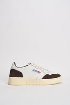 Sneakers uomo Medalist Low in suede bianca e marrone AULM FT19 AUTRY 