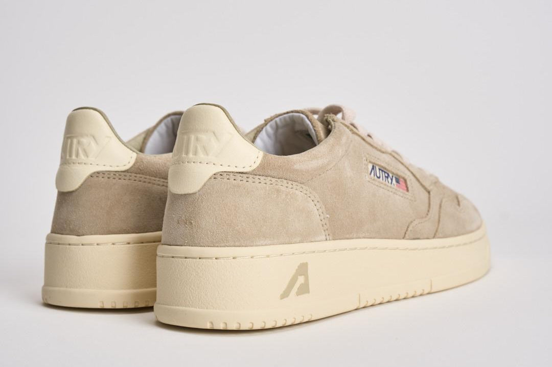 Sneakers Medalist low donna AULW UH13 AUTRY 