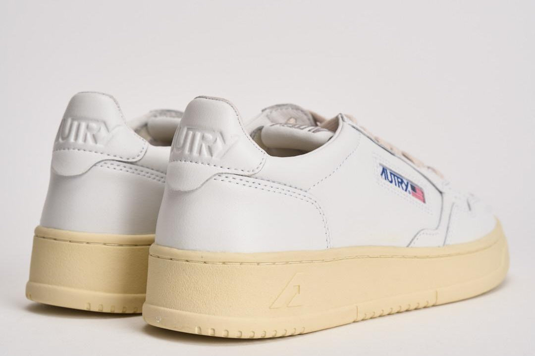 Sneakers Medalist Low donna bianca AULW LL15 AUTRY 