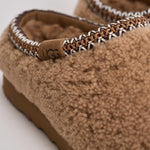 Mule donna Tasman Curly cammello 1158356 CHESTNUT UGG 