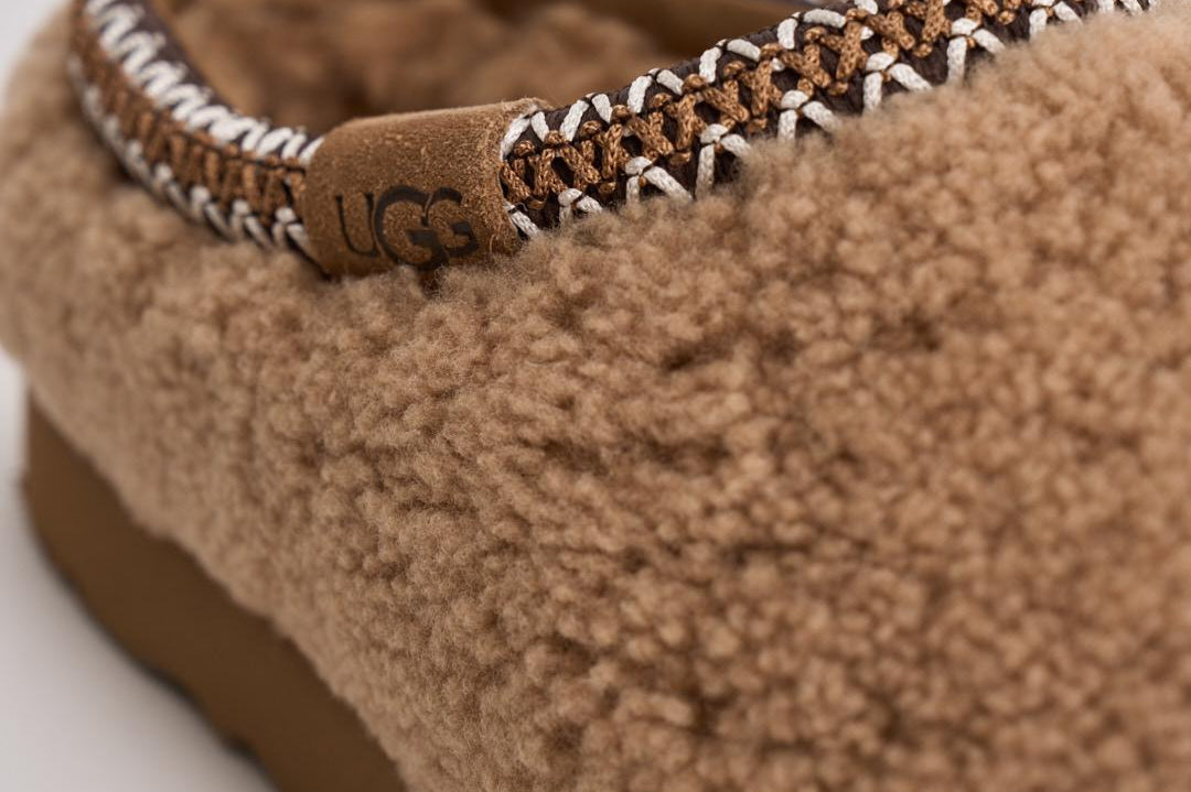 Mule donna Tasman Curly cammello 1158356 CHESTNUT UGG 