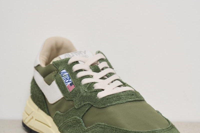 Sneakers Reelwind low verdi WWLM NC16 AUTRY 