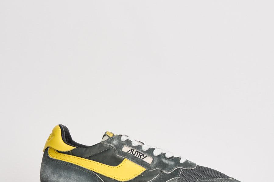 Sneakers uomo Reelwind grigia e gialla WWLM GQ06 AUTRY 