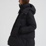Piumino donna Laminar lungo nero PI002047D 9300 HERNO 