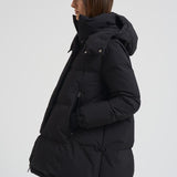 Piumino donna Laminar lungo nero PI002047D 9300 HERNO 