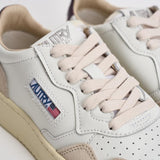 Sneakers donna medalist low in suede e bordeaux. AULW LS18 AUTRY 