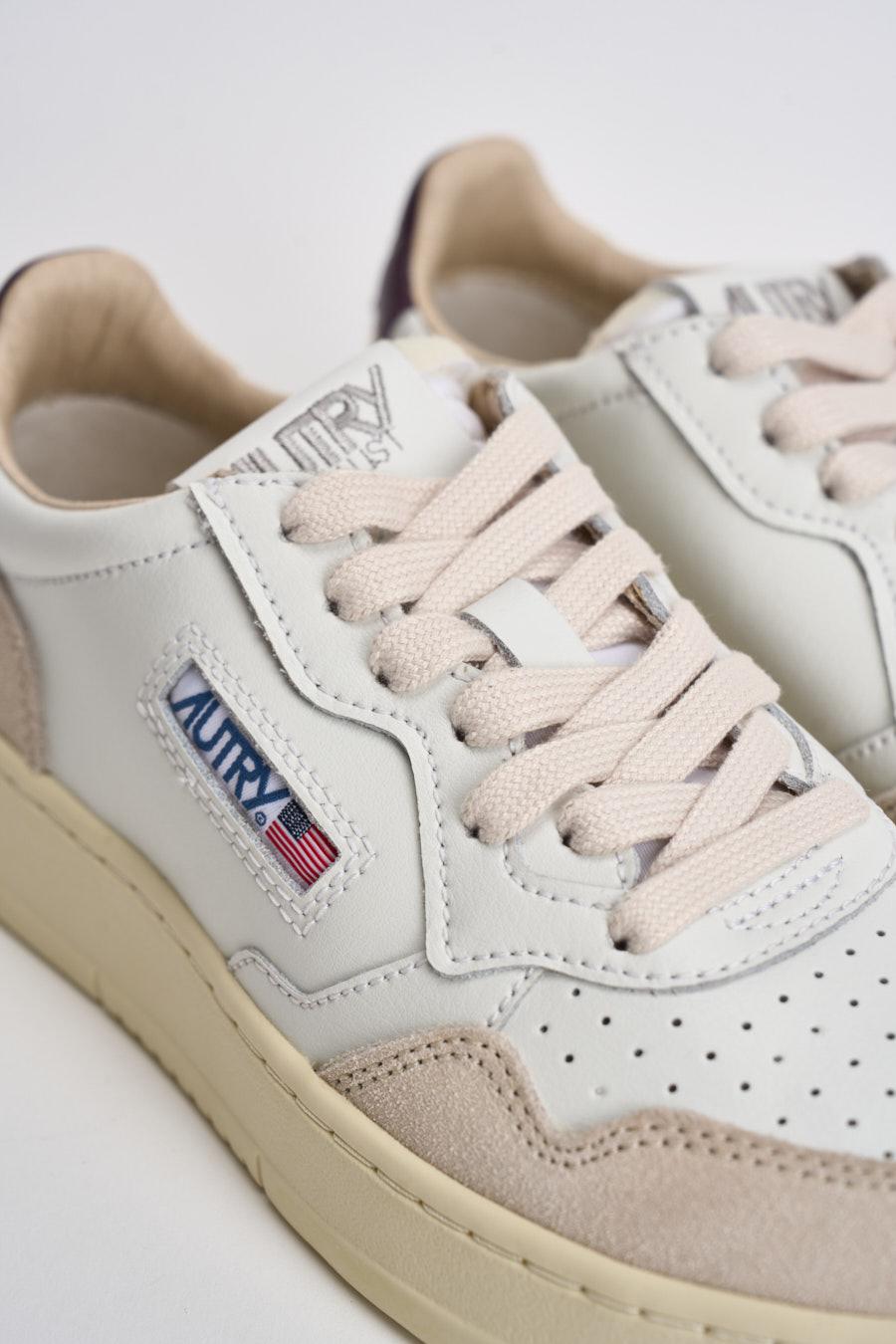 Sneakers donna medalist low in suede e bordeaux. AULW LS18 AUTRY 