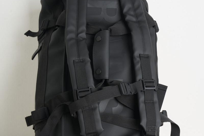 Zaino uomo nero "Texel bag small" 13480 01 RAINS 