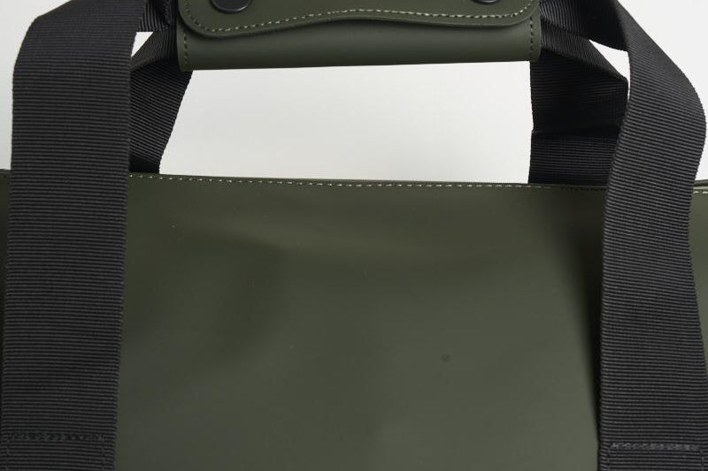 Borsone uomo impermeabile verde 14200 03 RAINS 
