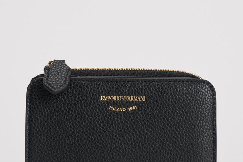 Portafoglio donna nero EW000369 AF11953UC001 EMPORIO ARMANI 