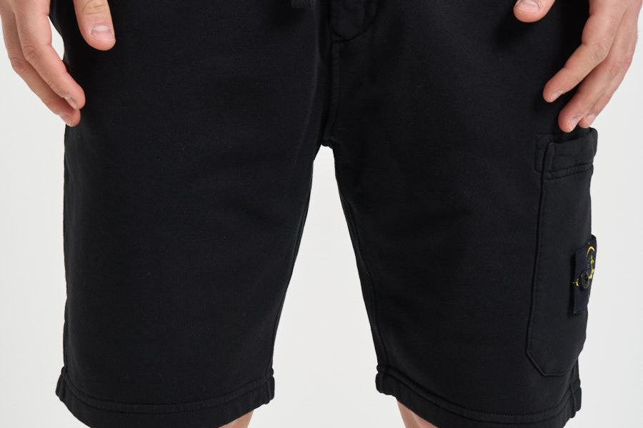 Bermuda uomo in tuta nera 6200011 S0051V0029 STONE ISLAND 