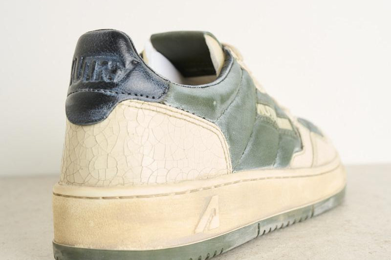 Sneakers uomo Medalist low AVLM AD02 AUTRY 