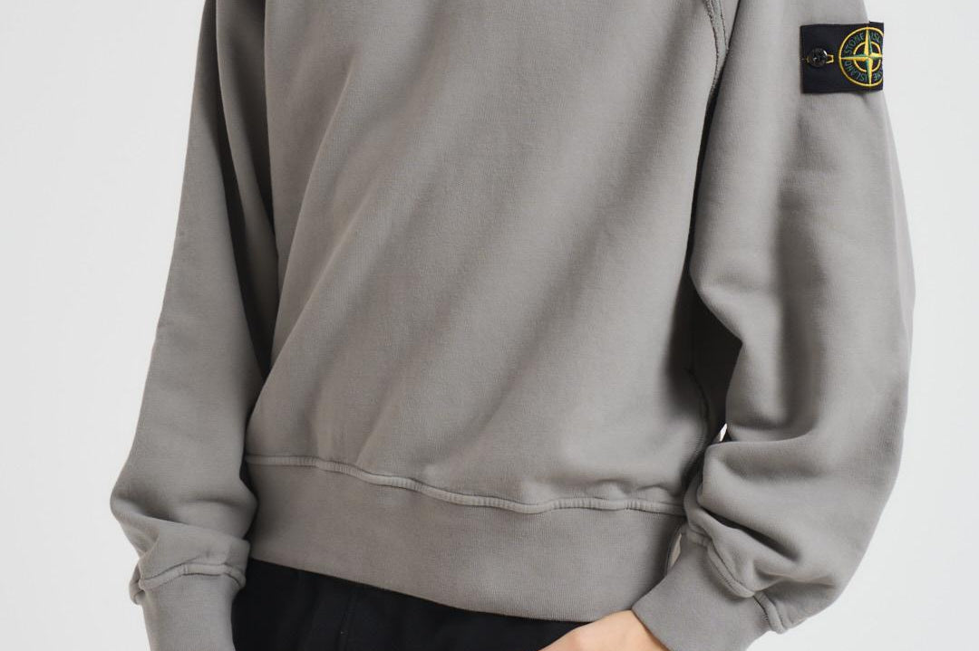 Felpa uomo con cappuccio grigia 6100023 S0A20V006B STONE ISLAND 