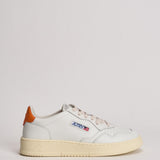 Sneakers uomo Medalist low bianca e arancione AULM LL26 AUTRY 