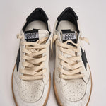 Sneakers donna Ball Star bianca e nera GWF00117 F00377110283 GOLDEN GOOSE 