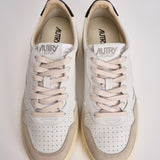 Sneakers uomo Medalist low in suede beige e nera AULM LS21 AUTRY 