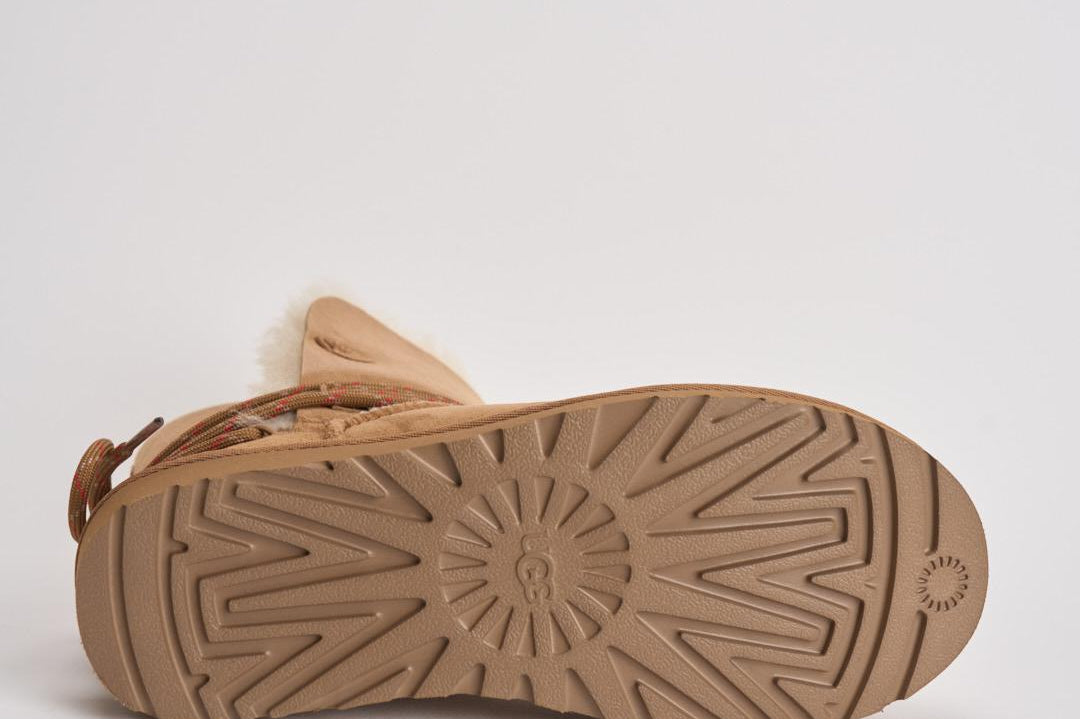 Stivali donna Classic Bailey Chestnut cammello 1171530 CHESTNUT UGG 