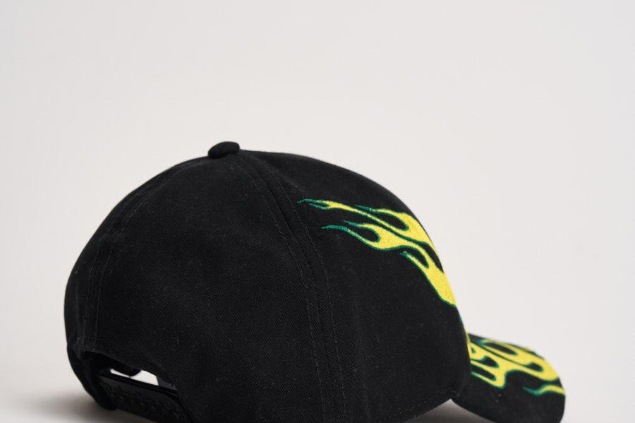 Cappello uomo nero con fiamma verde BL00CO Z0993V2 PALM ANGELS 