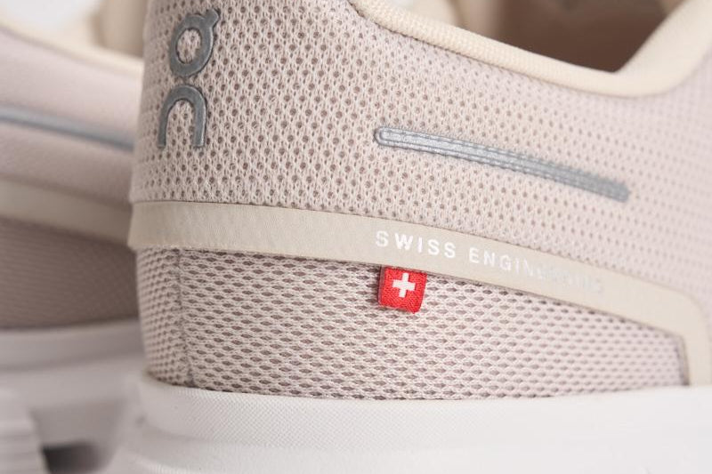 Sneakers Cloud 6 uomo beige CLOUD6 PEARL WHITE ON RUNNING 