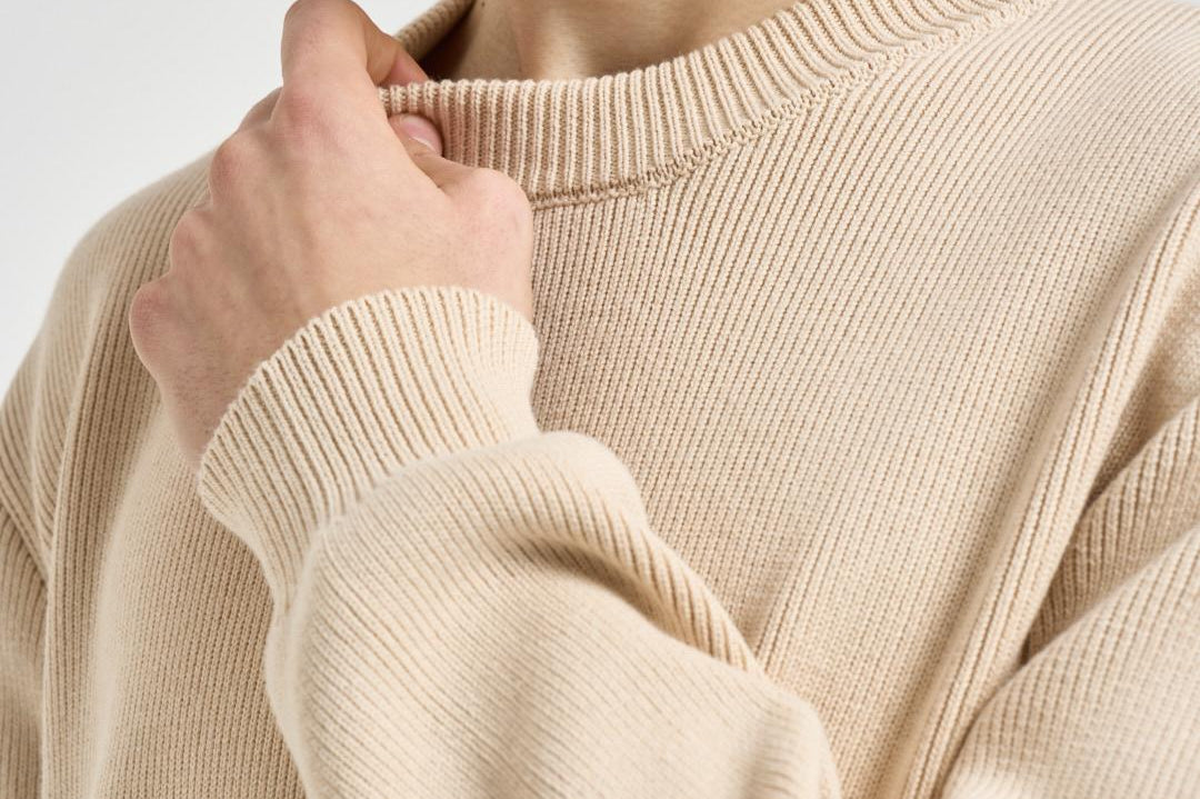 Maglia uomo girocollo avorio GMP00841 P00197255550 GOLDEN GOOSE 