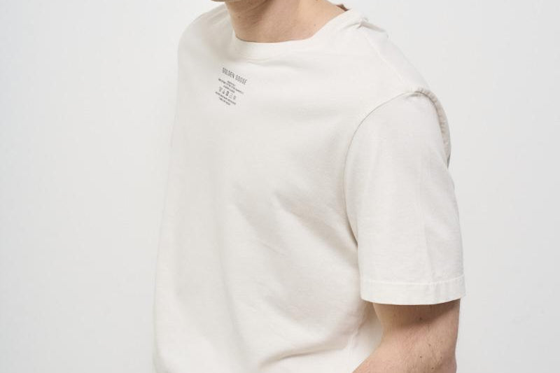 T-shirt uomo girocollo avorio GMP01220 P00188111421 GOLDEN GOOSE 