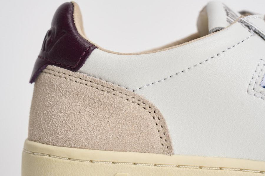 Sneakers donna medalist low in suede e bordeaux. AULW LS18 AUTRY 