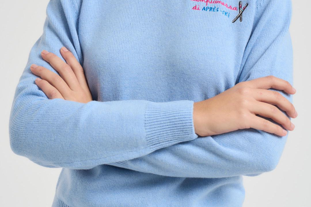 Maglia donna girocollo con ricamo celeste NEWQUEEN CAMP31 MC2 SAINT BARTH 