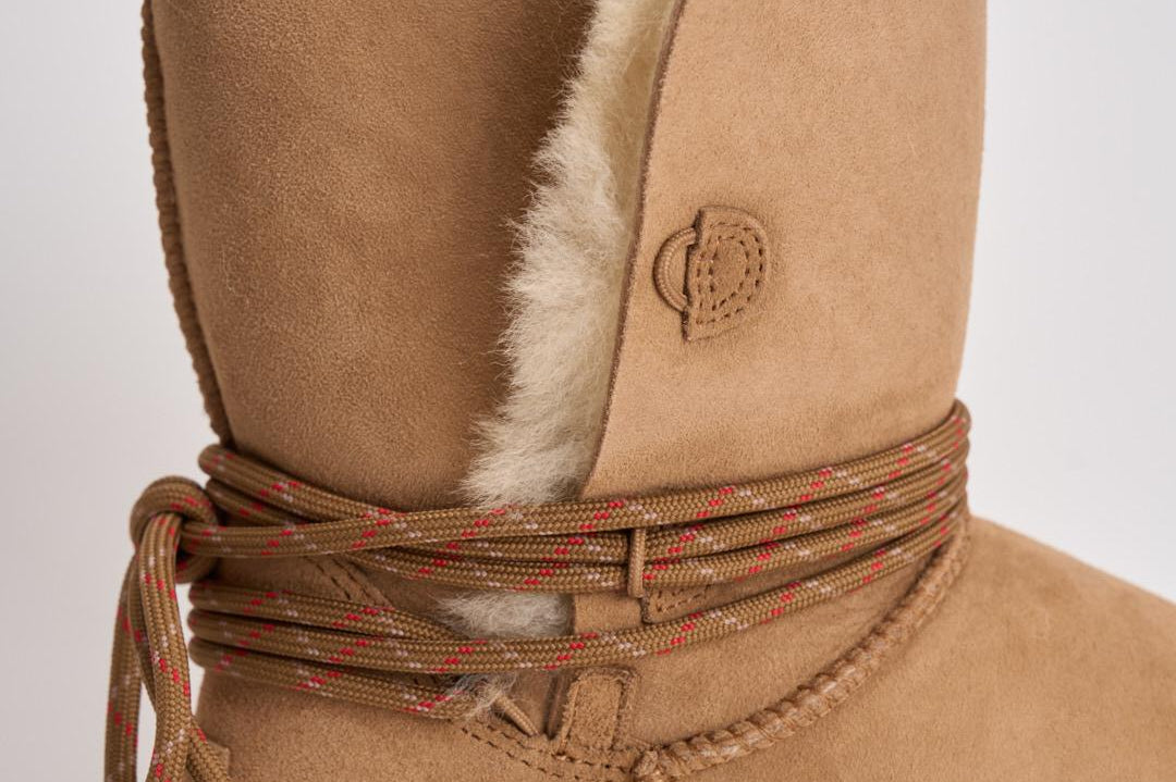 Stivali donna Classic Bailey Chestnut cammello 1171530 CHESTNUT UGG 