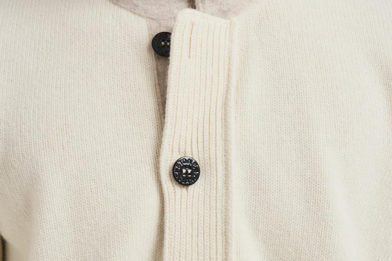 Cardigan uomo con bottoni panna 5100047 S00A3V0093 STONE ISLAND 