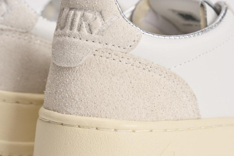 Sneakers donna Medalist in suede grigio chiaro AULW TA01 AUTRY 