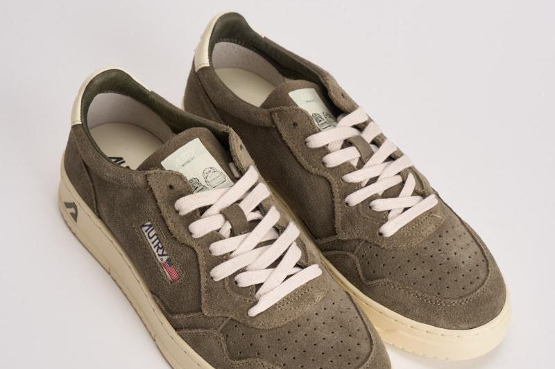 Sneakers uomo Medalist low suede verde militare AULM UH04 AUTRY 