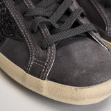 Sneakers donna Super Star in suede grigio GWF01002 F00814160661 GOLDEN GOOSE 