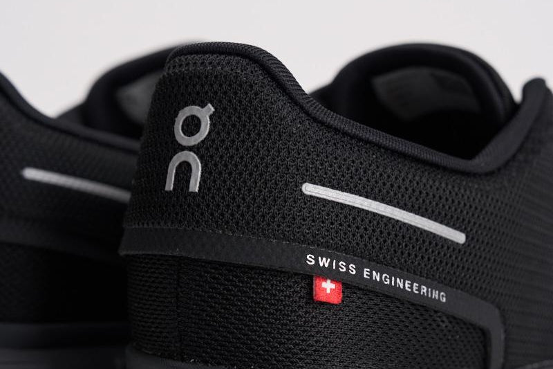 Sneakers Cloud 6 WP uomo nera CLOUD6 ALL BLACK ON RUNNING 