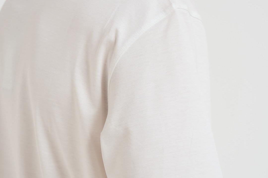 T-shirt con stampa logo effetto vintage bianca EM003466 AF10761U0003 EMPORIO ARMANI 